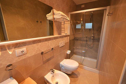 Hotel Liane Riccione Buitenkant foto
